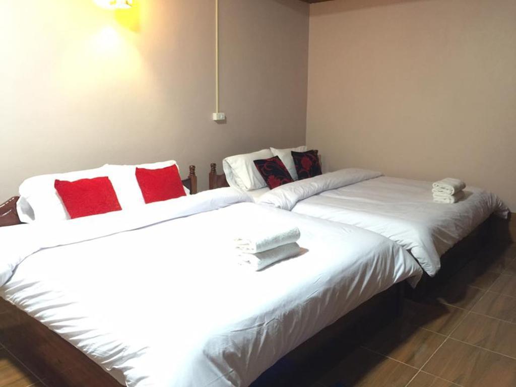 Happy River View Hotel Vang Vieng Exterior foto